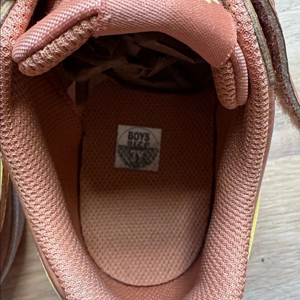 Nike great used